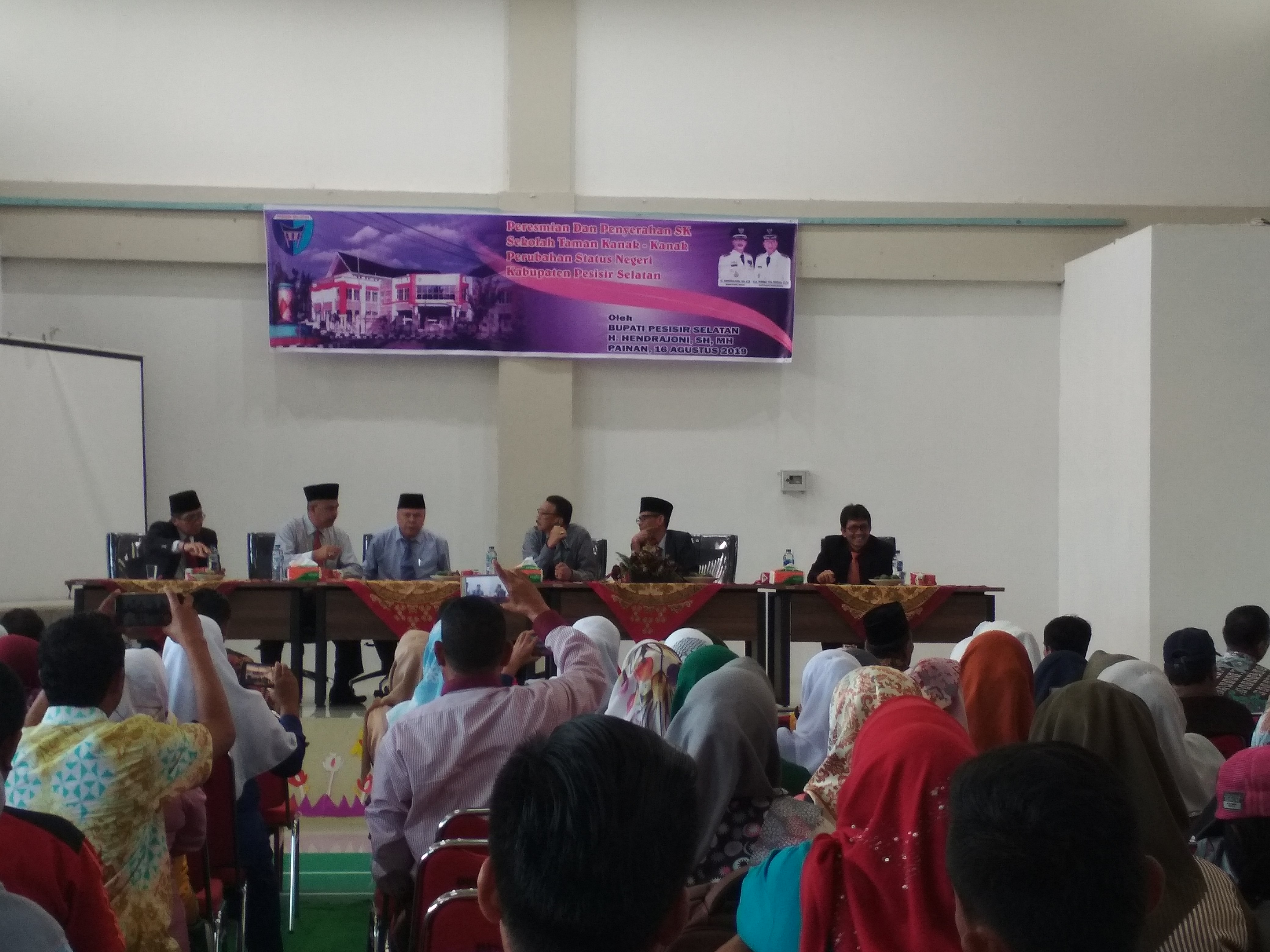 Bupati Pesisir Selatan resmikan 10 Taman Kanak-Kanak Swasta menjadi Taman Kanak-Kanak Negeri