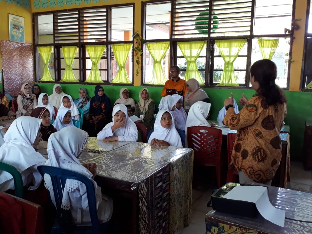 Masa Pengenalan Lingkungan Sekolah Berbasis Karakter dan Keterampilan Berpikir Ilmiah SMPN 4 Sutera